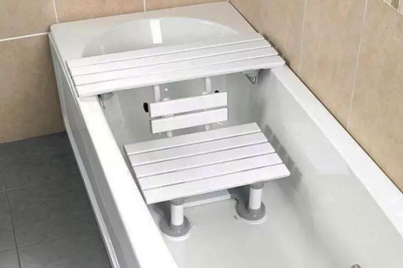оборудование для ванной для пожилых  людей